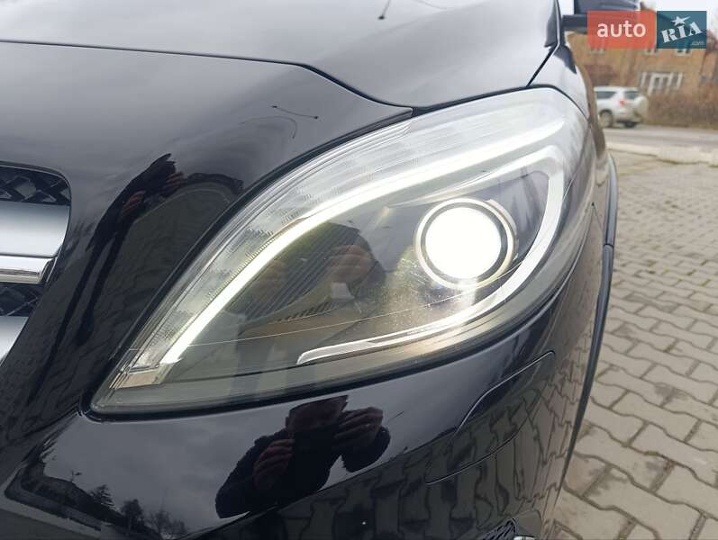 Хетчбек Mercedes-Benz B-Class 2016 в Чернівцях