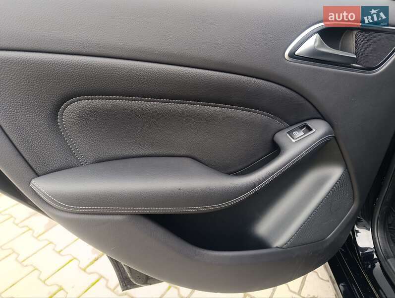Хетчбек Mercedes-Benz B-Class 2016 в Чернівцях