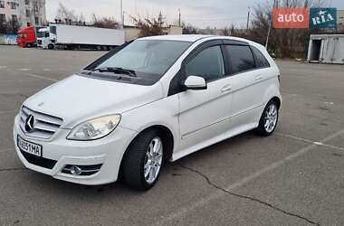 Хетчбек Mercedes-Benz B-Class 2010 в Києві