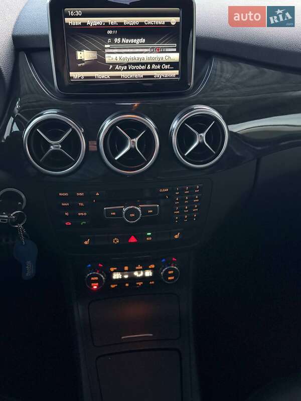 Хетчбек Mercedes-Benz B-Class 2014 в Києві