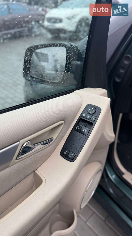 Хэтчбек Mercedes-Benz B-Class 2011 в Черновцах