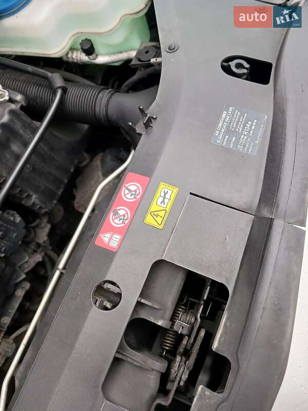 Хэтчбек Mercedes-Benz B-Class 2011 в Обухове фото 6 Хэтчбек Mercedes-Benz B-Class 2011 в Обухове