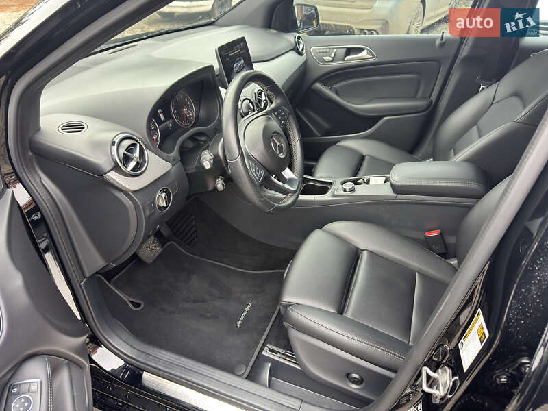 Хетчбек Mercedes-Benz B-Class 2018 в Львові фото 12 Хетчбек Mercedes-Benz B-Class 2018 в Львові