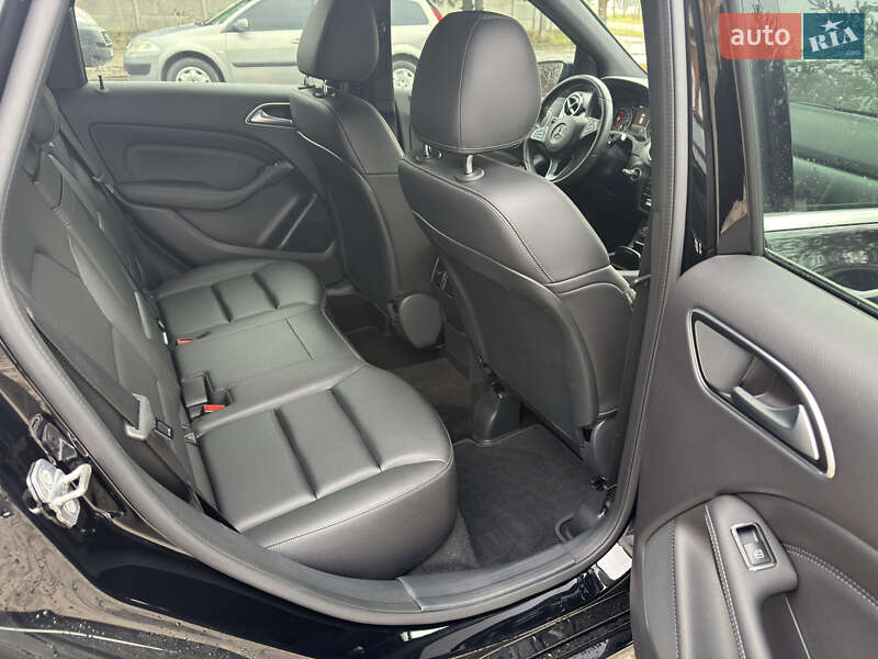Хетчбек Mercedes-Benz B-Class 2018 в Львові фото 17 Хетчбек Mercedes-Benz B-Class 2018 в Львові