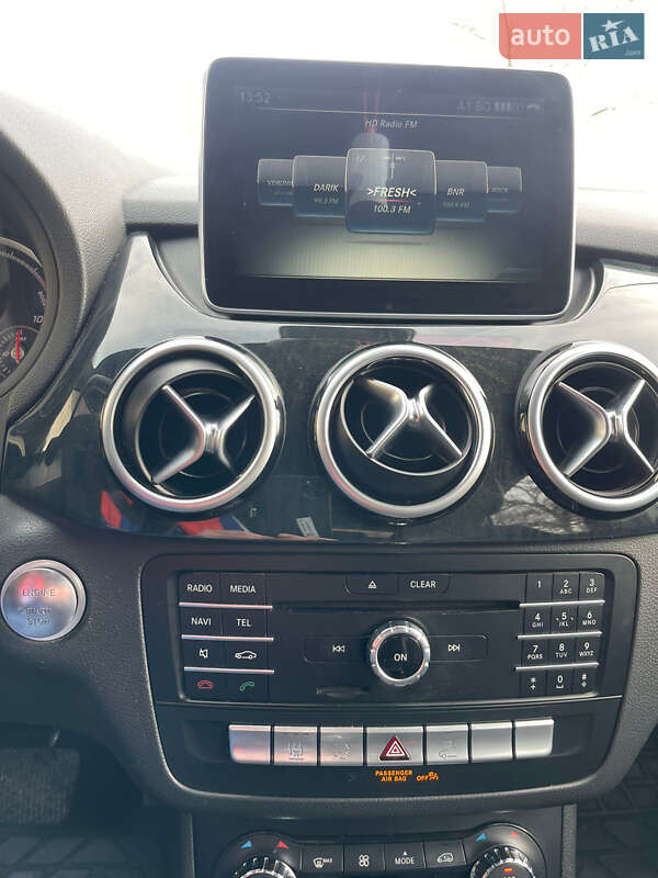 Хетчбек Mercedes-Benz B-Class 2016 в Одесі фото 12 Хетчбек Mercedes-Benz B-Class 2016 в Одесі