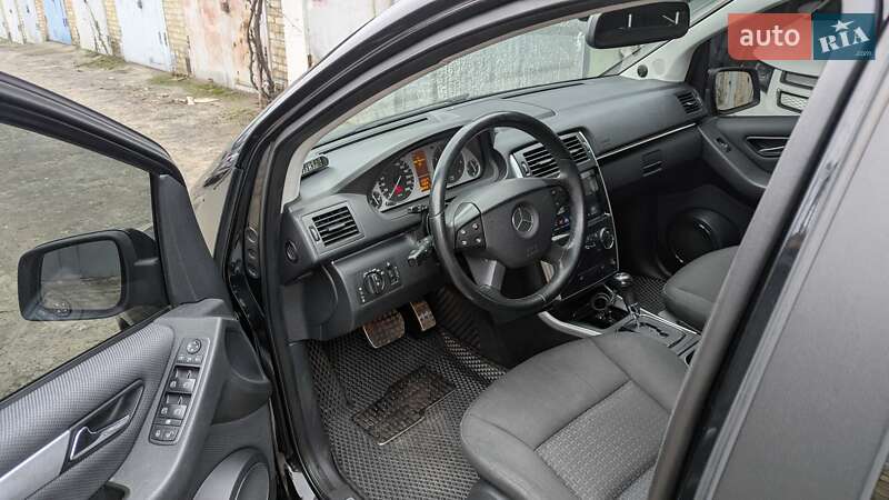Хэтчбек Mercedes-Benz B-Class 2009 в Киеве