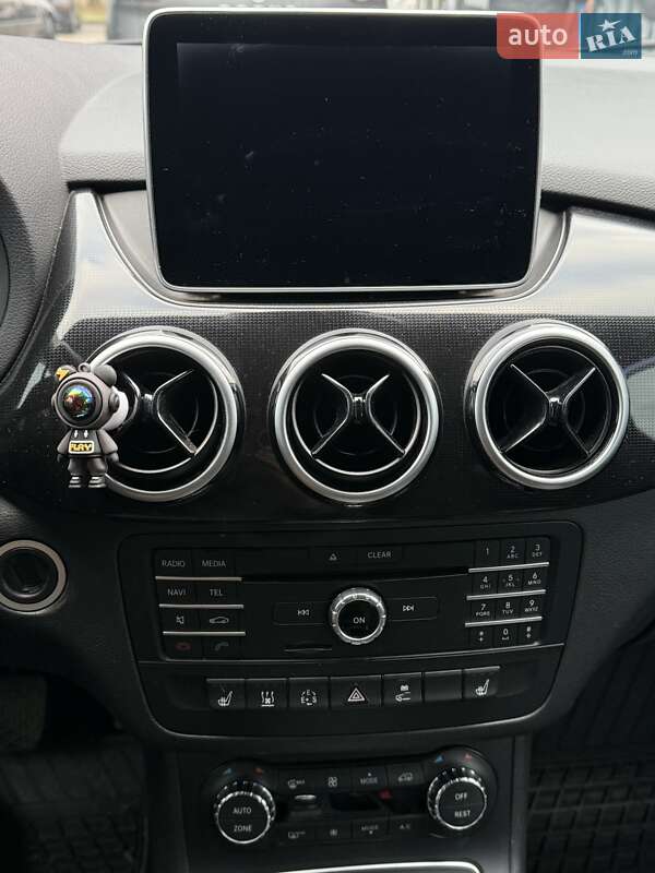 Хетчбек Mercedes-Benz B-Class 2015 в Рівному фото 15 Хетчбек Mercedes-Benz B-Class 2015 в Рівному