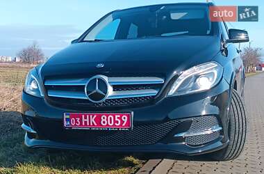 Хэтчбек Mercedes-Benz B-Class 2016 в Стрые