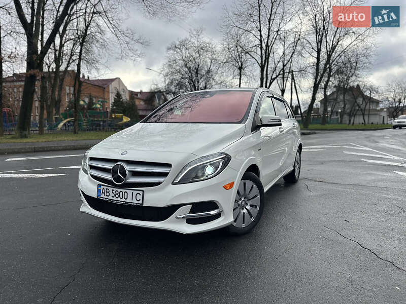 Хэтчбек Mercedes-Benz B-Class 2017 в Виннице