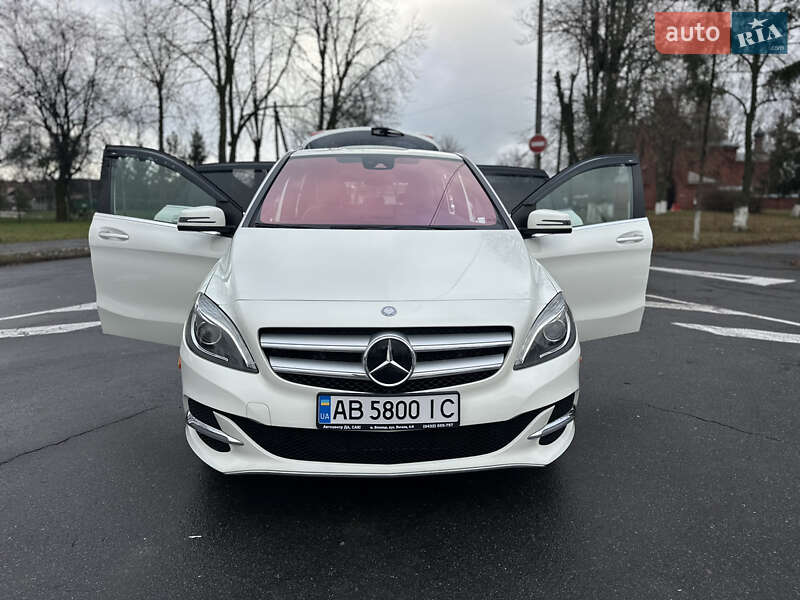 Хэтчбек Mercedes-Benz B-Class 2017 в Виннице