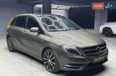 Хэтчбек Mercedes-Benz B-Class 2012 в Черновцах