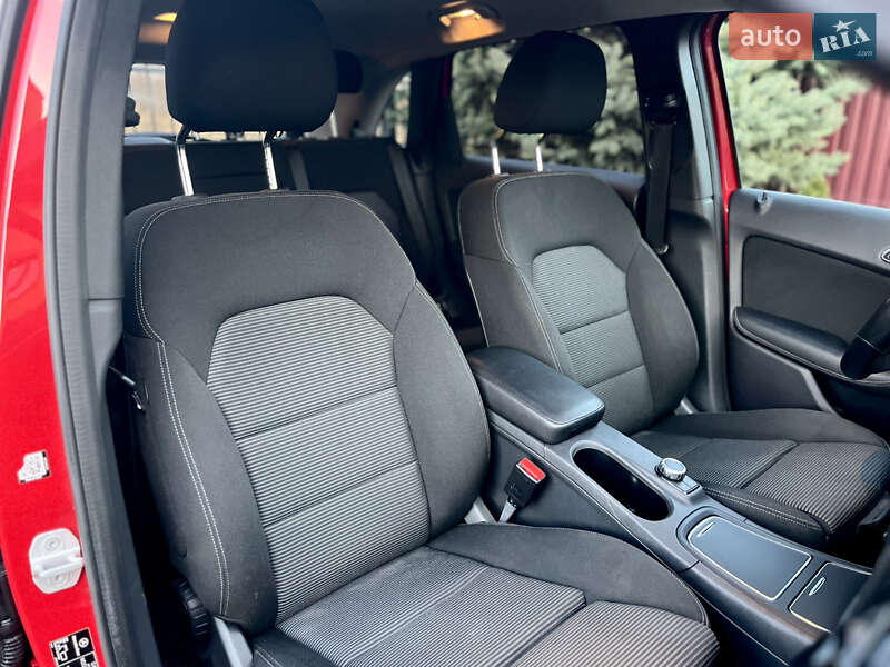 Хэтчбек Mercedes-Benz B-Class 2016 в Дрогобыче