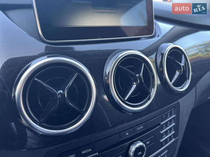 Хэтчбек Mercedes-Benz B-Class 2016 в Дрогобыче