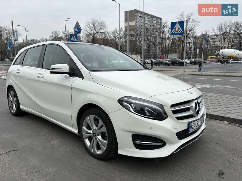 Mercedes-Benz B-Class 2017 Mercedes-Benz B-Class 2017