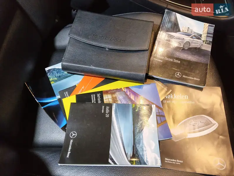 Хетчбек Mercedes-Benz B-Class 2016 в Києві документ