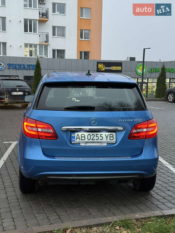 Хэтчбек Mercedes-Benz B-Class 2014 в Виннице