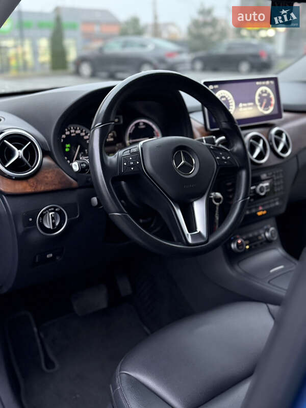 Хэтчбек Mercedes-Benz B-Class 2014 в Виннице