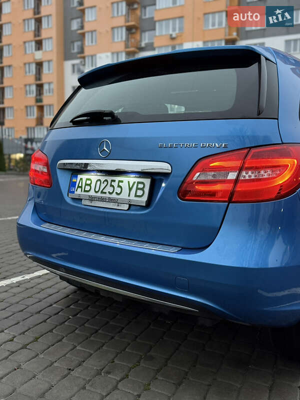 Хэтчбек Mercedes-Benz B-Class 2014 в Виннице