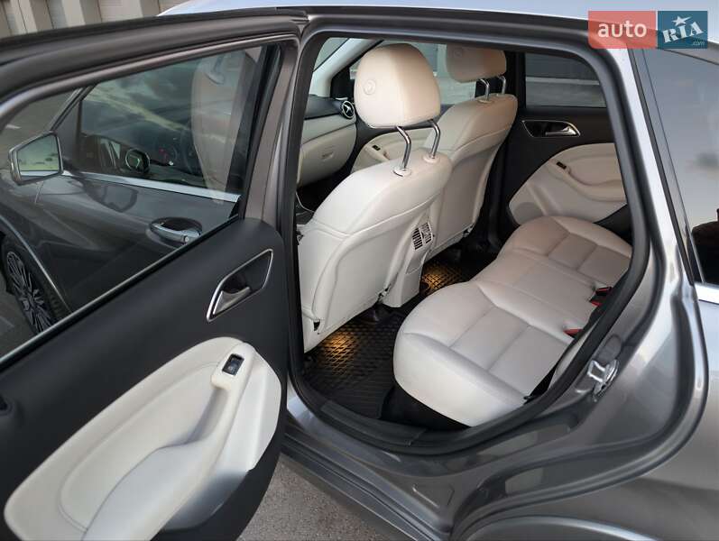 Хетчбек Mercedes-Benz B-Class 2015 в Рівному