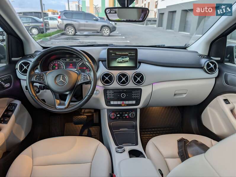 Хетчбек Mercedes-Benz B-Class 2015 в Рівному