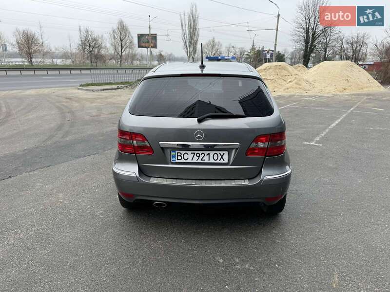 Хетчбек Mercedes-Benz B-Class 2010 в Дніпрі