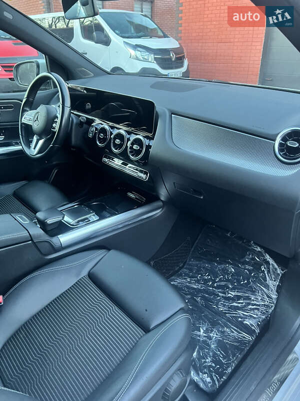 Хэтчбек Mercedes-Benz B-Class 2019 в Коростене
