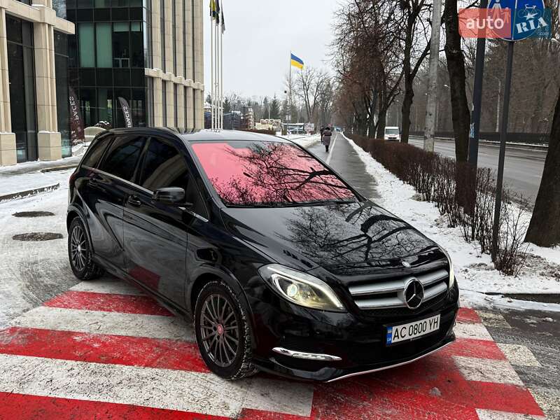 Mercedes-Benz B-Class 2015