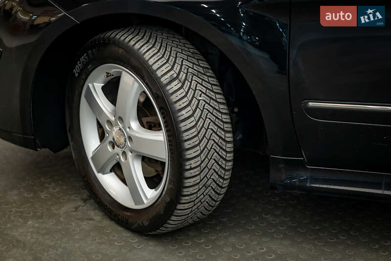 Хэтчбек Mercedes-Benz B-Class 2008 в Киеве фото 8 Хэтчбек Mercedes-Benz B-Class 2008 в Киеве