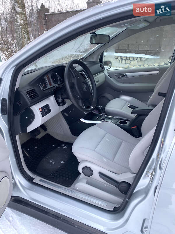 Хэтчбек Mercedes-Benz B-Class 2005 в Тернополе фото 7 Хэтчбек Mercedes-Benz B-Class 2005 в Тернополе