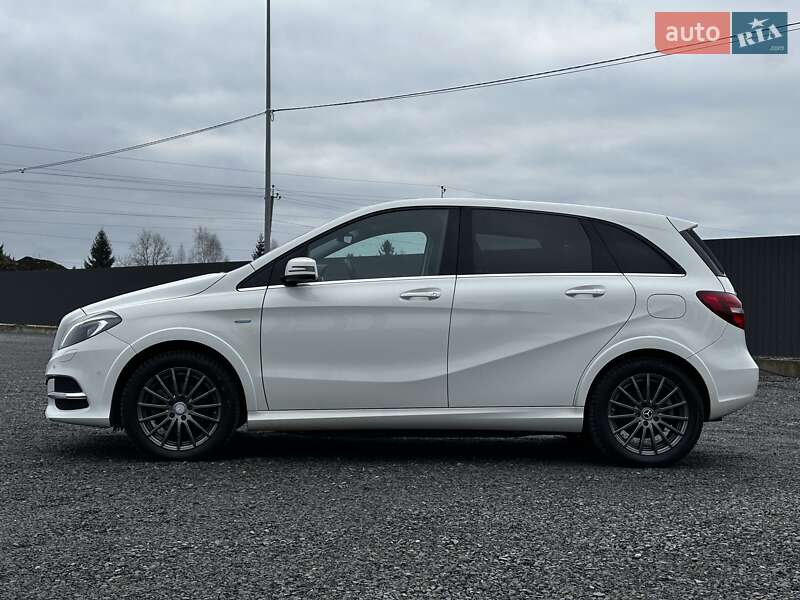 Хетчбек Mercedes-Benz B-Class 2017 в Львові