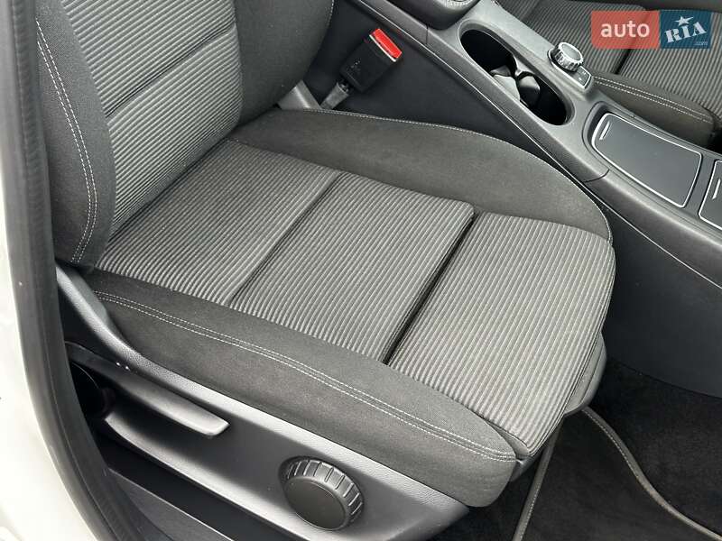 Хетчбек Mercedes-Benz B-Class 2017 в Львові