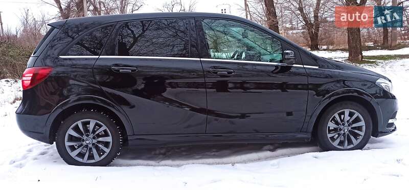 Хэтчбек Mercedes-Benz B-Class 2015 в Кривом Роге