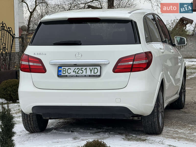 Хэтчбек Mercedes-Benz B-Class 2016 в Дрогобыче