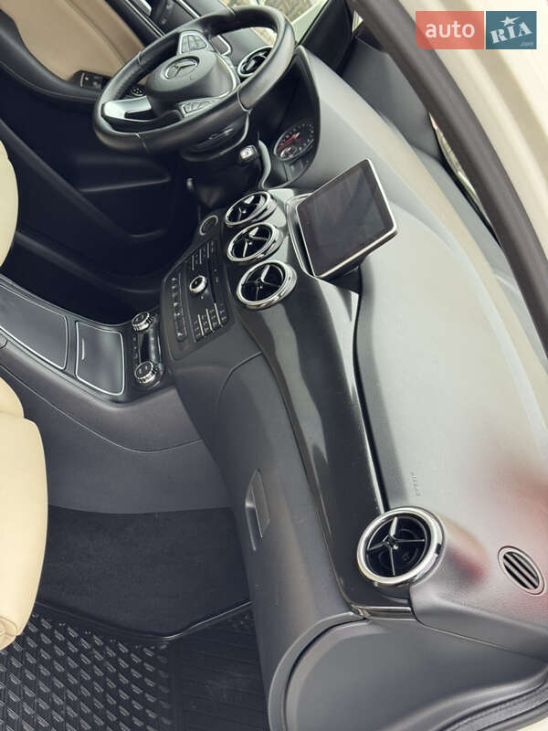 Хэтчбек Mercedes-Benz B-Class 2016 в Дрогобыче