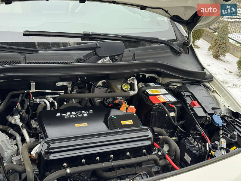 Хэтчбек Mercedes-Benz B-Class 2016 в Дрогобыче