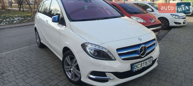 Mercedes-Benz B-Class 2015