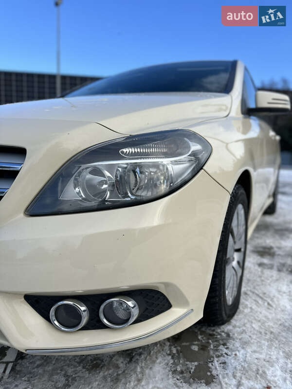 Хетчбек Mercedes-Benz B-Class 2014 в Луцьку фото 9 Хетчбек Mercedes-Benz B-Class 2014 в Луцьку