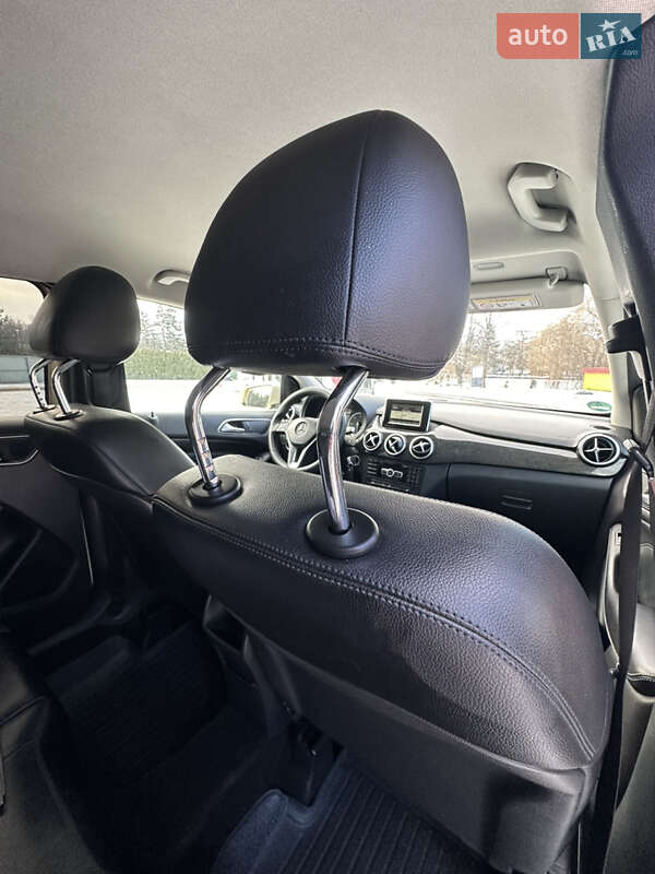 Хетчбек Mercedes-Benz B-Class 2014 в Луцьку фото 28 Хетчбек Mercedes-Benz B-Class 2014 в Луцьку