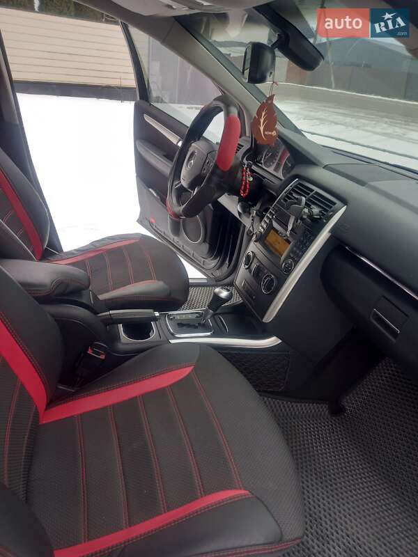 Хэтчбек Mercedes-Benz B-Class 2011 в Тячеве