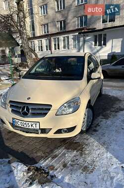 Хетчбек Mercedes-Benz B-Class 2011 в Новояворівську