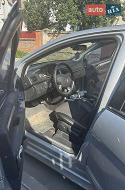 Хэтчбек Mercedes-Benz B-Class 2005 в Белой Церкви