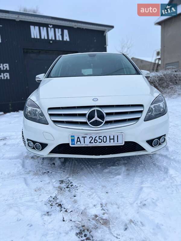 Mercedes-Benz B-Class 2014 Mercedes-Benz B-Class 2014