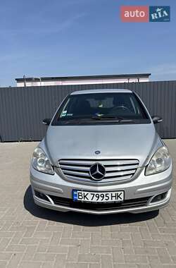 Хэтчбек Mercedes-Benz B-Class 2005 в Остроге