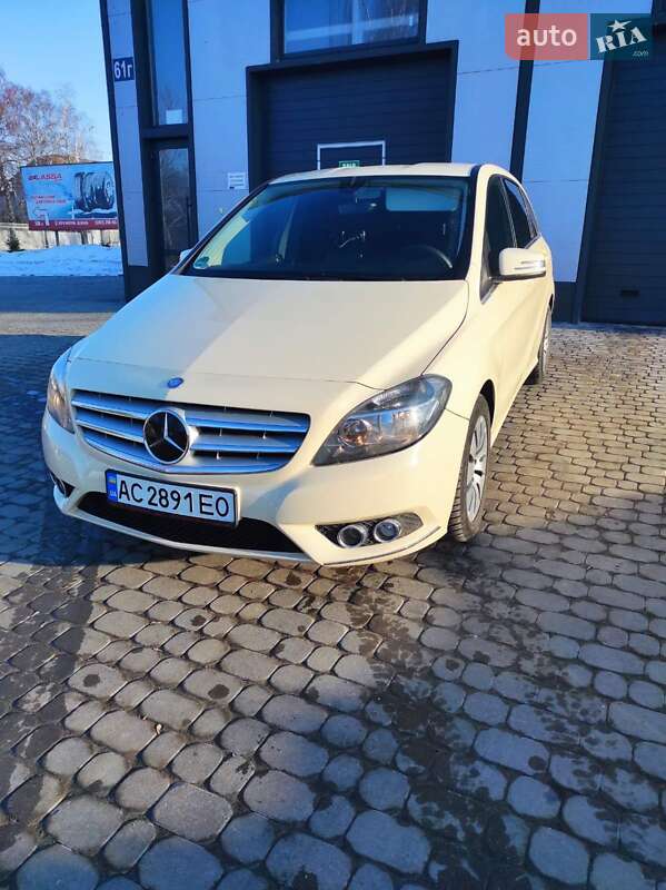 Mercedes-Benz B-Class 2014