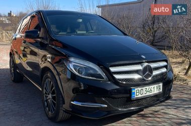 Хэтчбек Mercedes-Benz B-Class 2016 в Львове