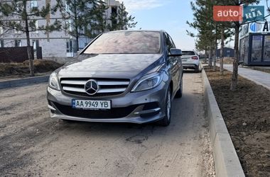 Хэтчбек Mercedes-Benz B-Class 2016 в Софиевской Борщаговке