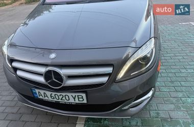 Хетчбек Mercedes-Benz B-Class 2016 в Житомирі