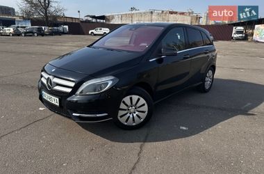 Хэтчбек Mercedes-Benz B-Class 2015 в Киеве