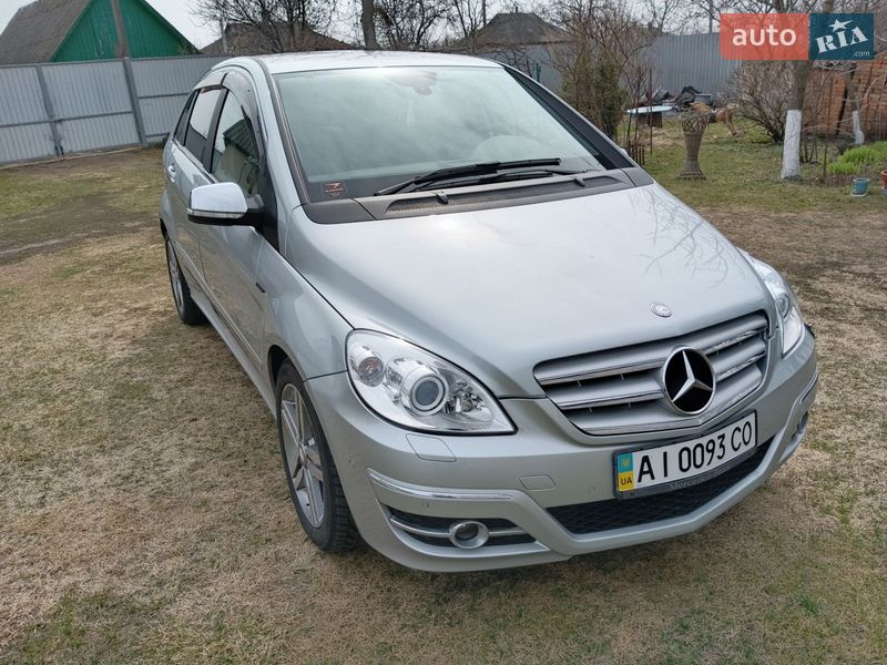 Mercedes-Benz B-Class 2010