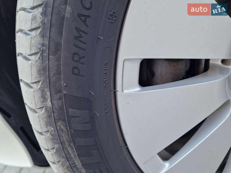 Хэтчбек Mercedes-Benz B-Class 2015 в Черновцах